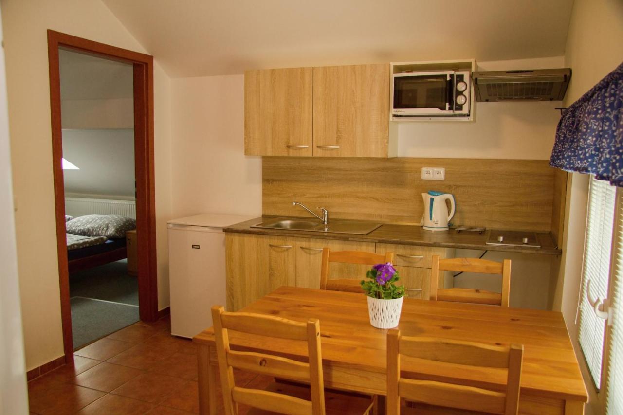 Penzion 411 Solnice Dış mekan fotoğraf