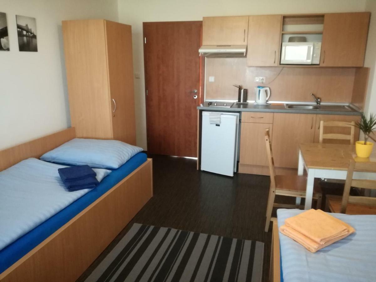 Penzion 411 Solnice Dış mekan fotoğraf